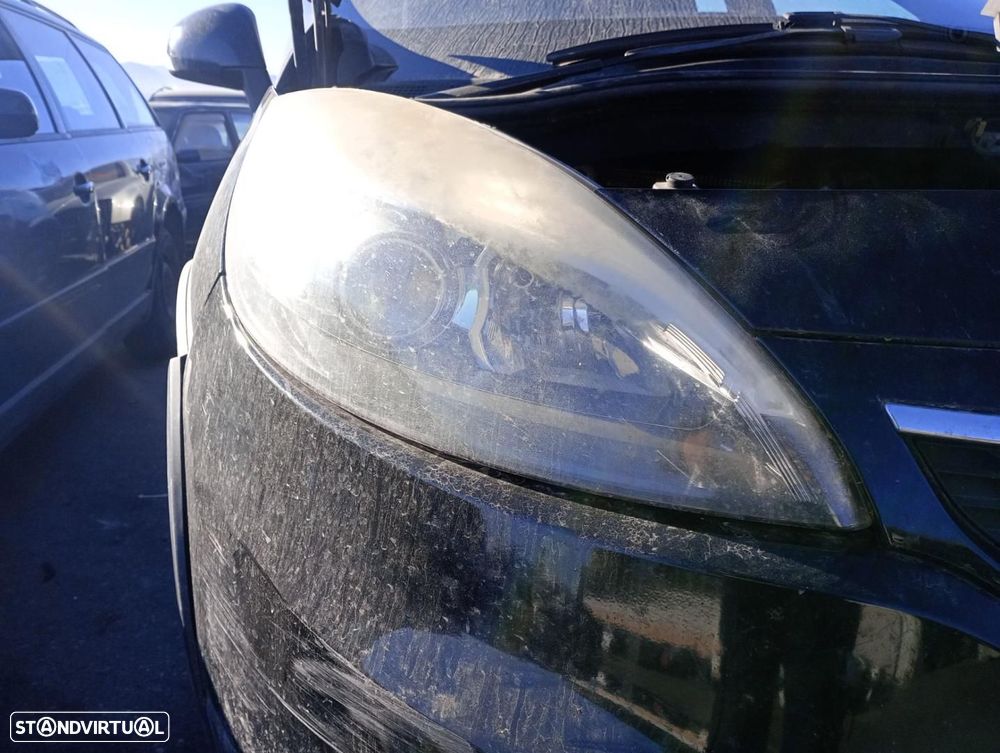 FAROL DIREITO RENAULT SCENIC III JZ - 1