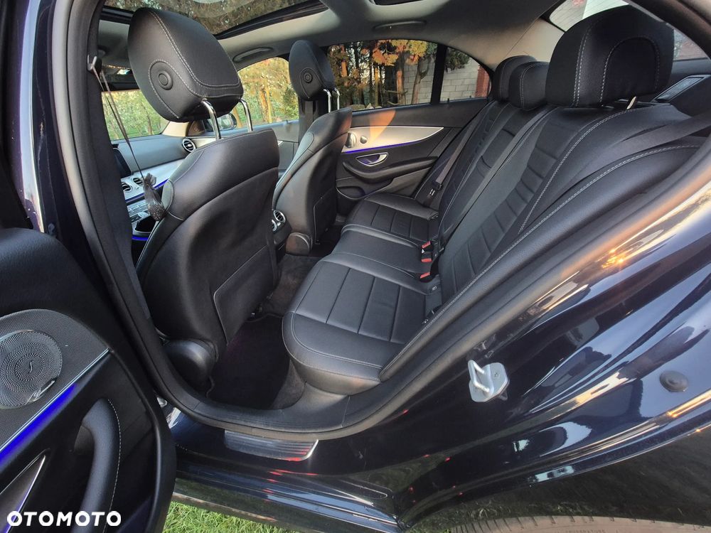 Mercedes-Benz Klasa E 220 d Business Edition 9G-TRONIC - 28