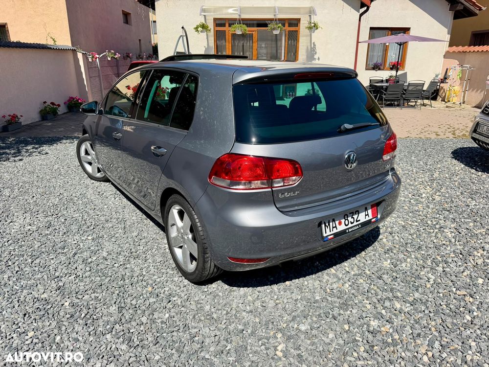 Volkswagen Golf 1.2 TSI BlueMotion Technology Comfortline - 4