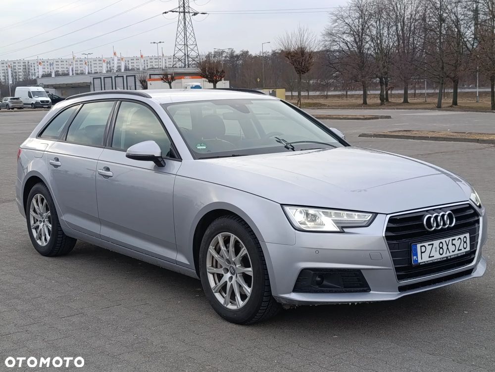 Audi A4 Avant 40 TDI S tronic - 1