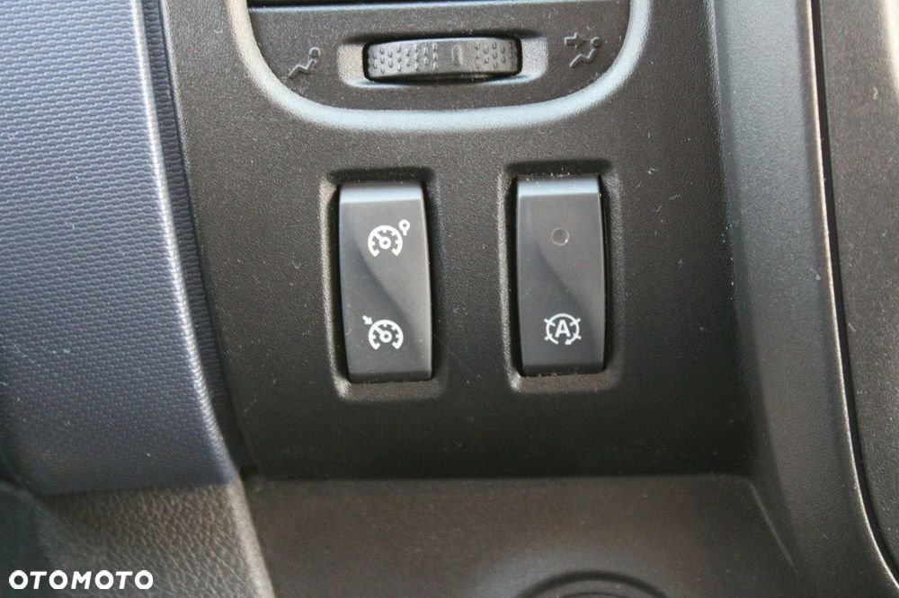 Opel Vivaro - 21