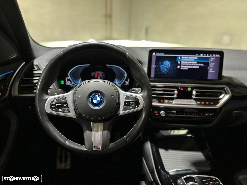 BMW iX3 M Sport Impressive - 31