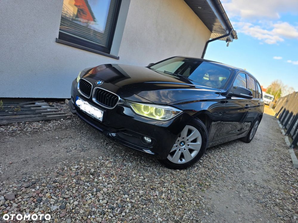 BMW Seria 3 320d DPF Edition Sport - 8