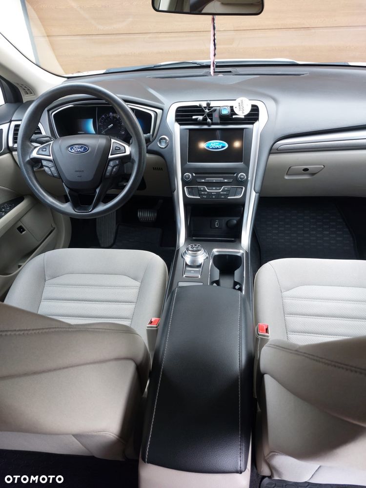 Ford Mondeo - 21