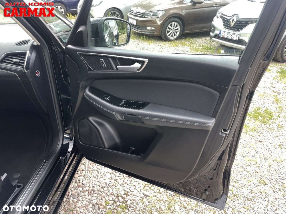 Ford S-Max - 17