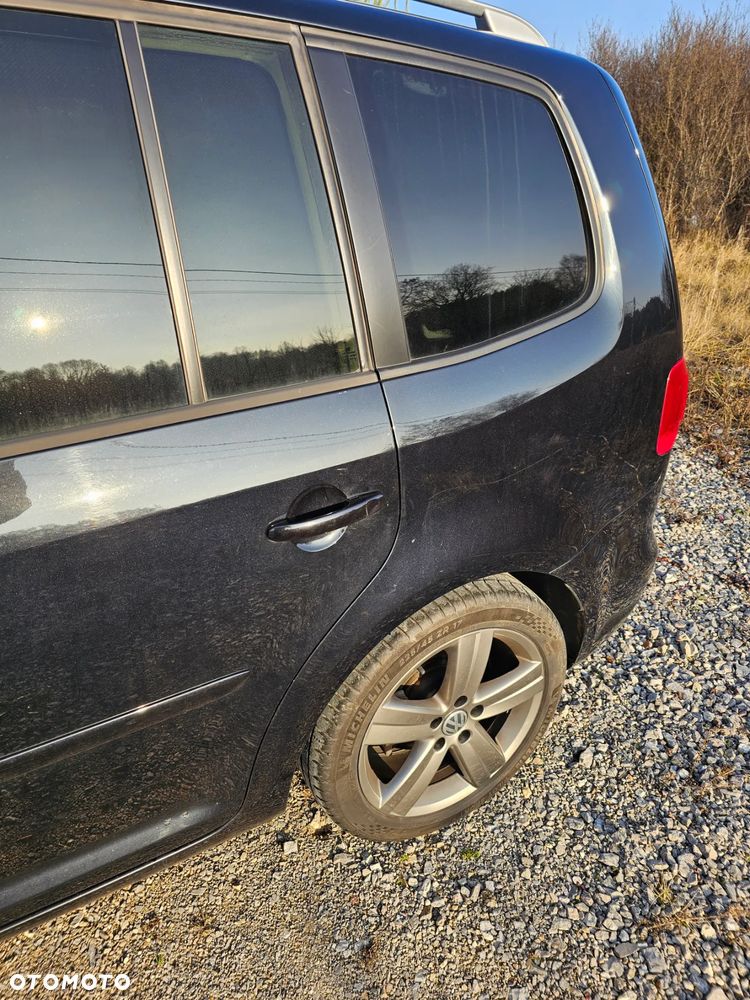 Volkswagen Touran 1.6 TDI DPF Comfortline - 5