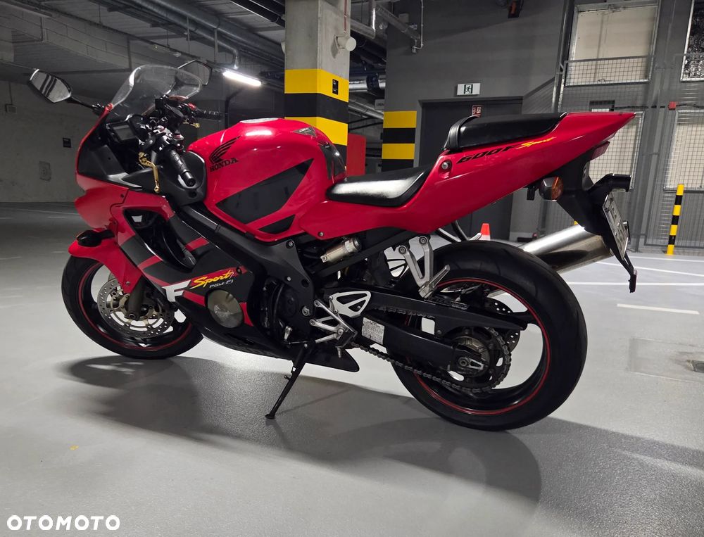 Honda CBR - 3