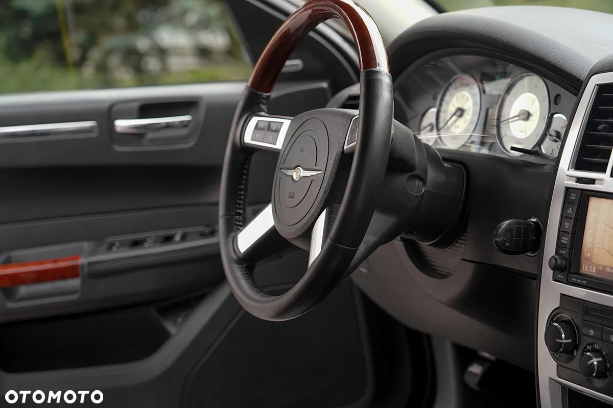 Chrysler 300C 3.0 V6 CRD - 21