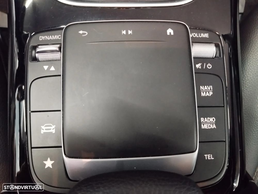 Mercedes-Benz A 180 d Style — fotografia 34