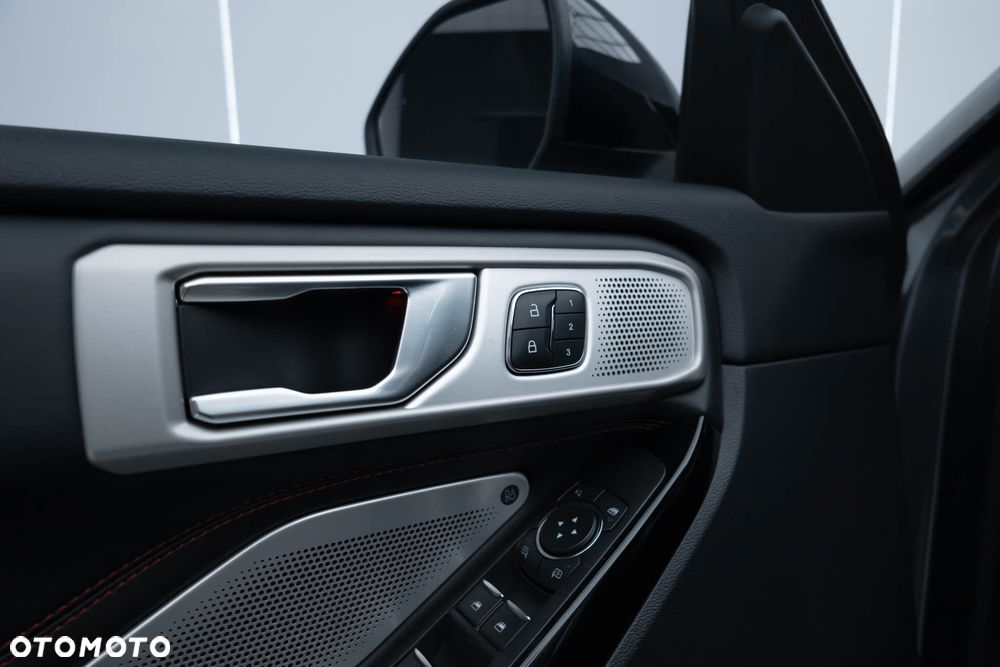 Ford Explorer 3.0 EcoBoost PHEV 4WD ST-Line - 18