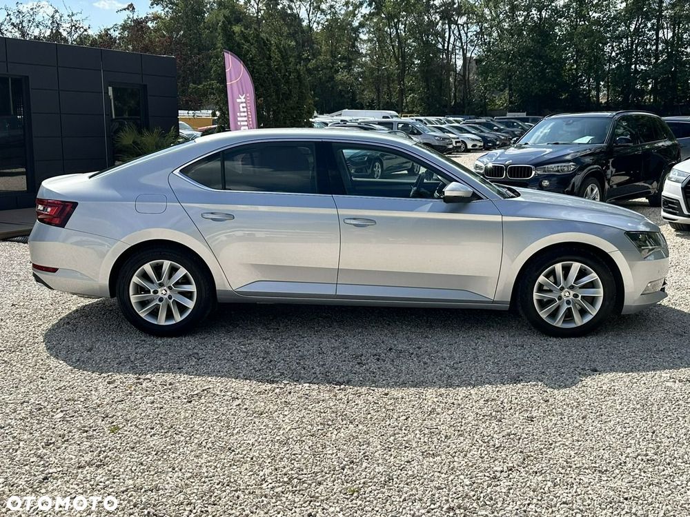 Skoda Superb 2.0 TSI 4x4 Ambition DSG - 8