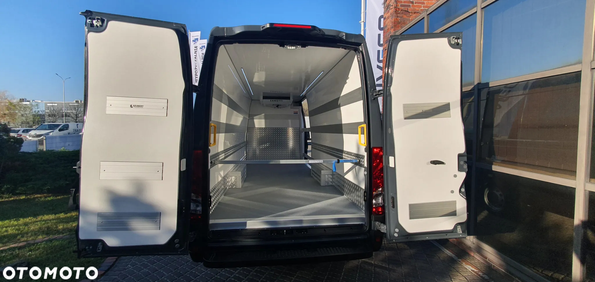 Iveco Daily 35S18V Furgon Izoterma 16m³ - 9
