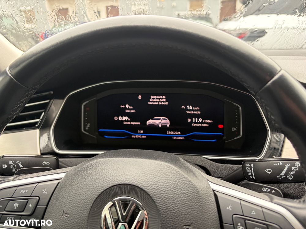 Volkswagen Passat 2.0 TDI DSG Highline - 18
