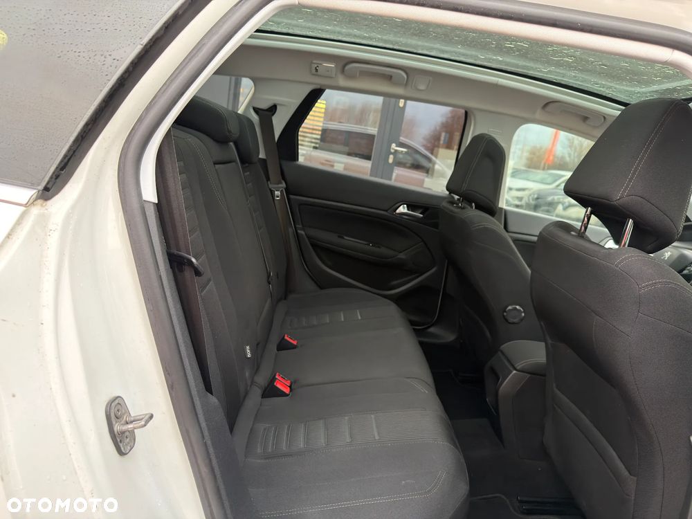 Peugeot 308 1.6 e-HDi Active S&S - 31