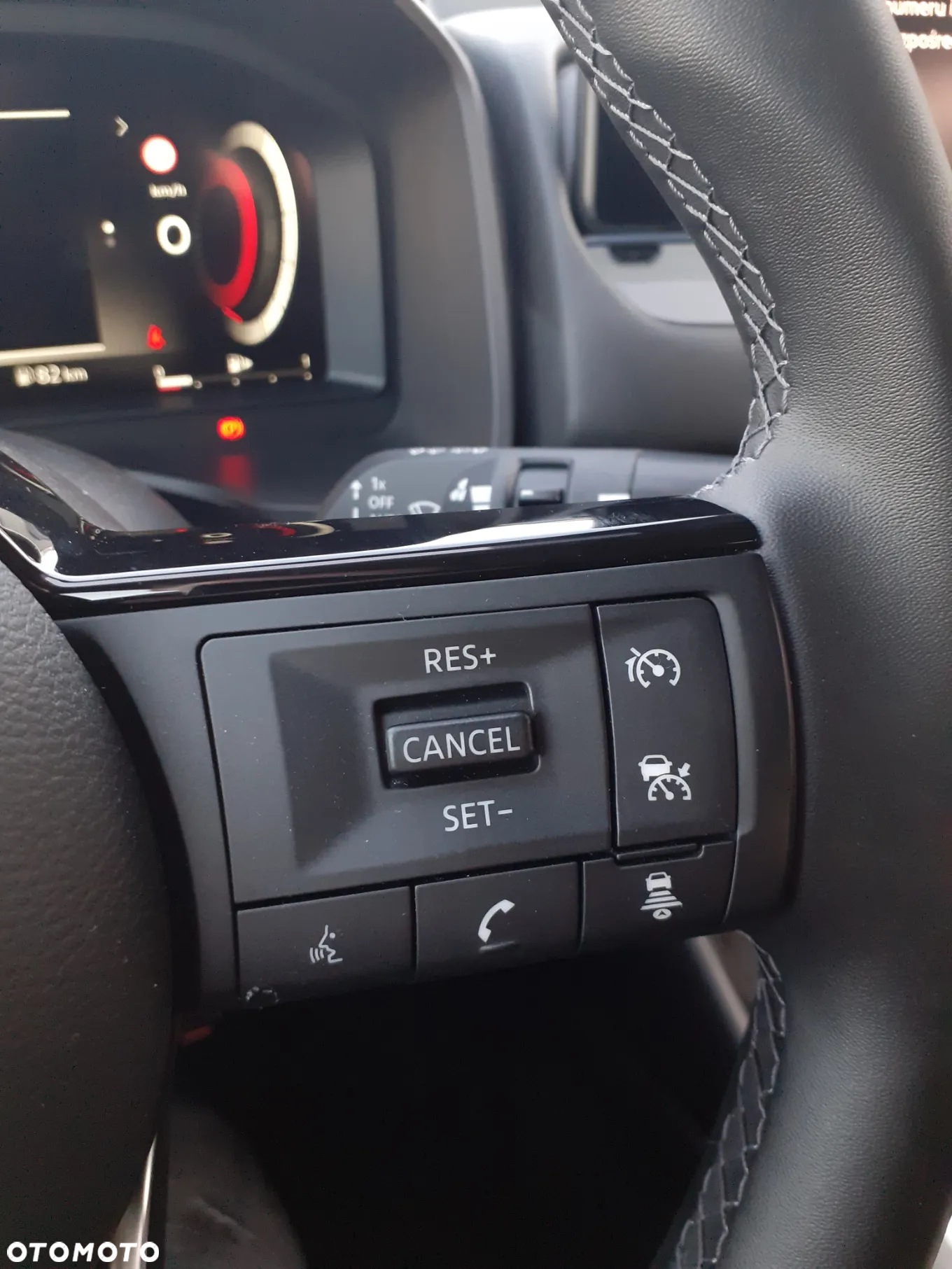 Nissan Qashqai 1.3 DIG-T mHEV N-Connecta - 11