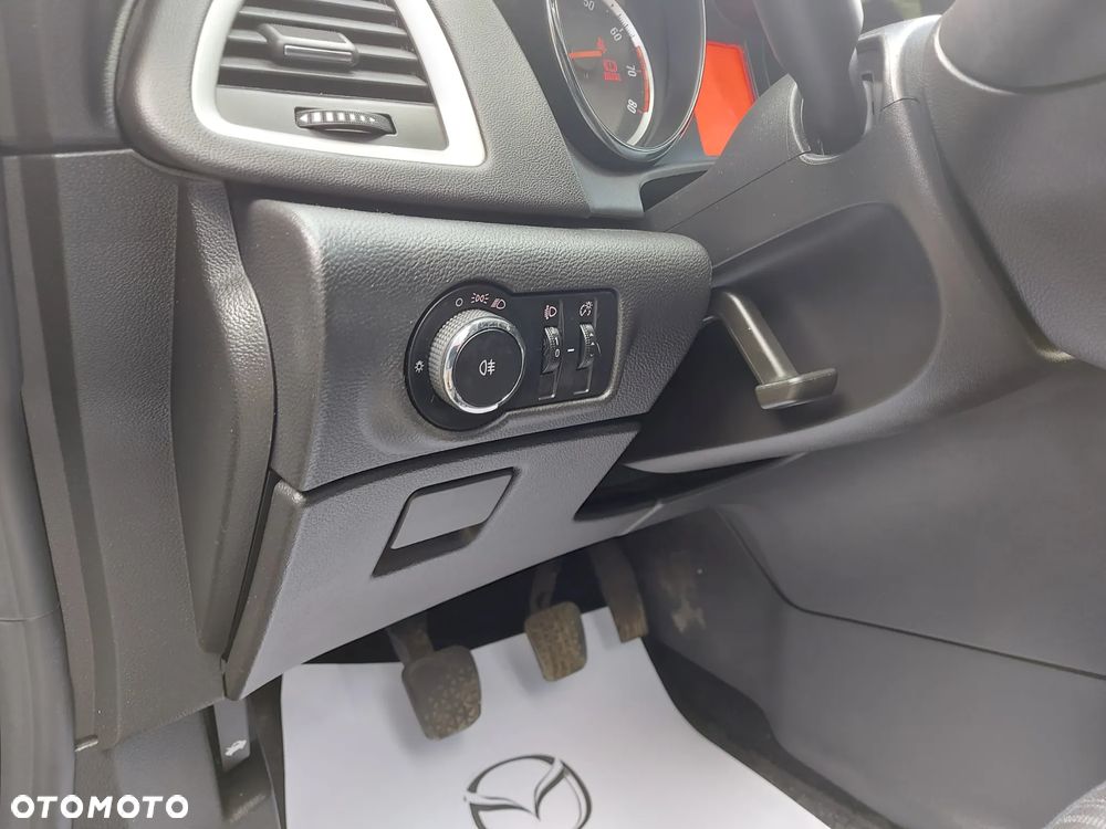 Opel Astra 1.6 Edition Sport - 27