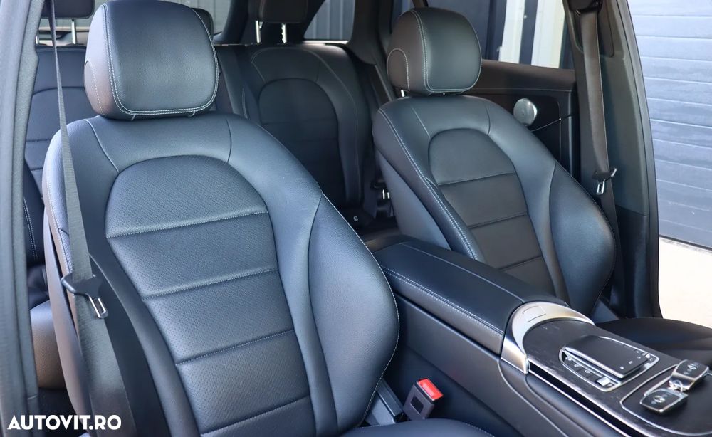 Mercedes-Benz GLC 300 e 4MATIC - 16
