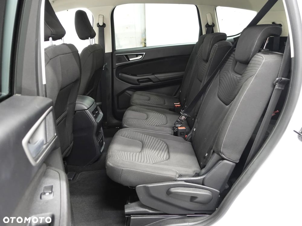 Ford S-Max - 21