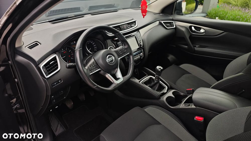 Nissan Qashqai 1.3 DIG-T N-Connecta EU6d - 6