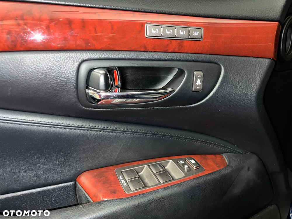 Lexus LS 460 Elite AWD - 14