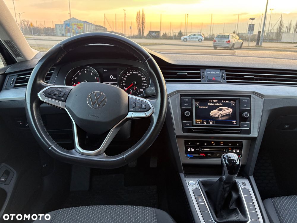 Volkswagen Passat 1.5 TSI EVO Elegance - 11