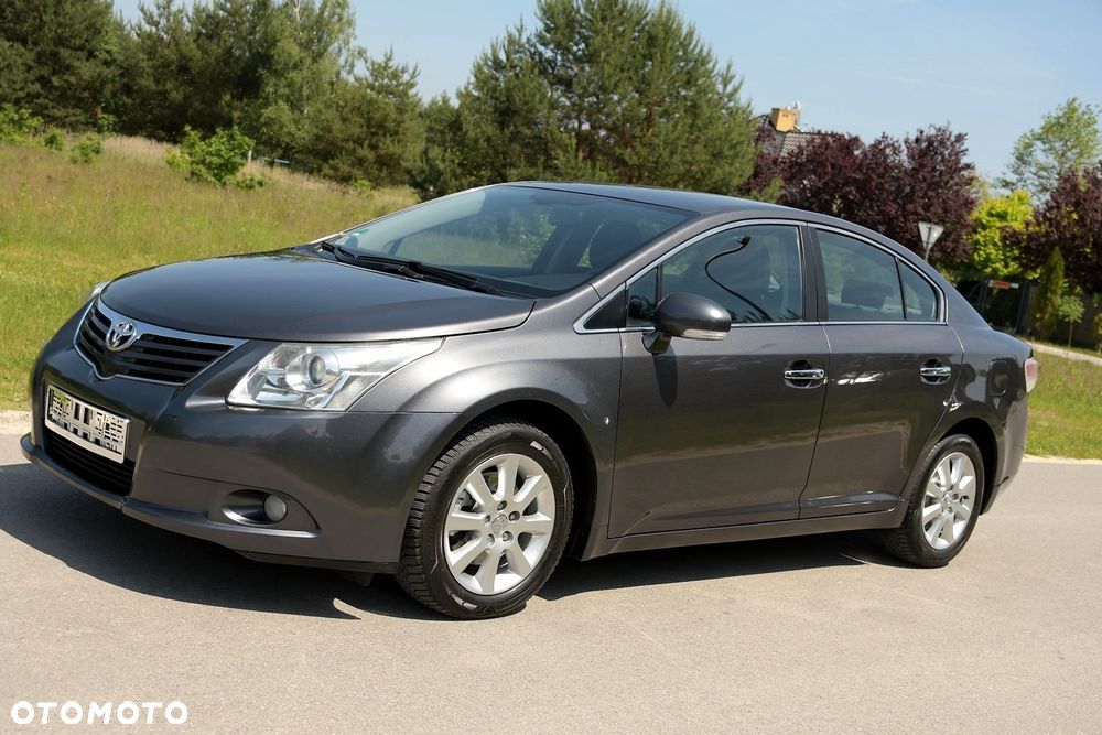 Toyota Avensis 1.8 Executive - 35