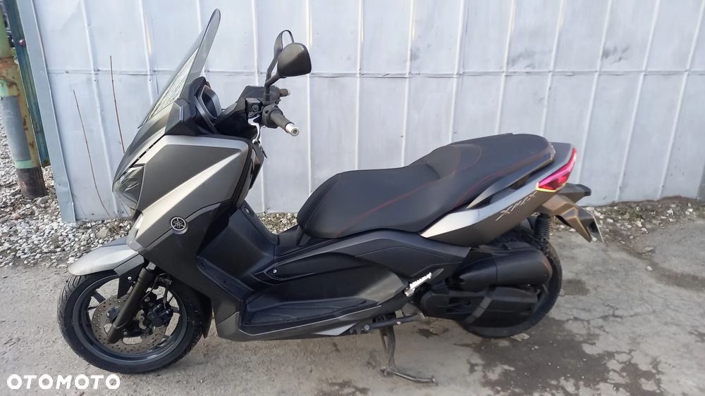 Yamaha X-max - 5