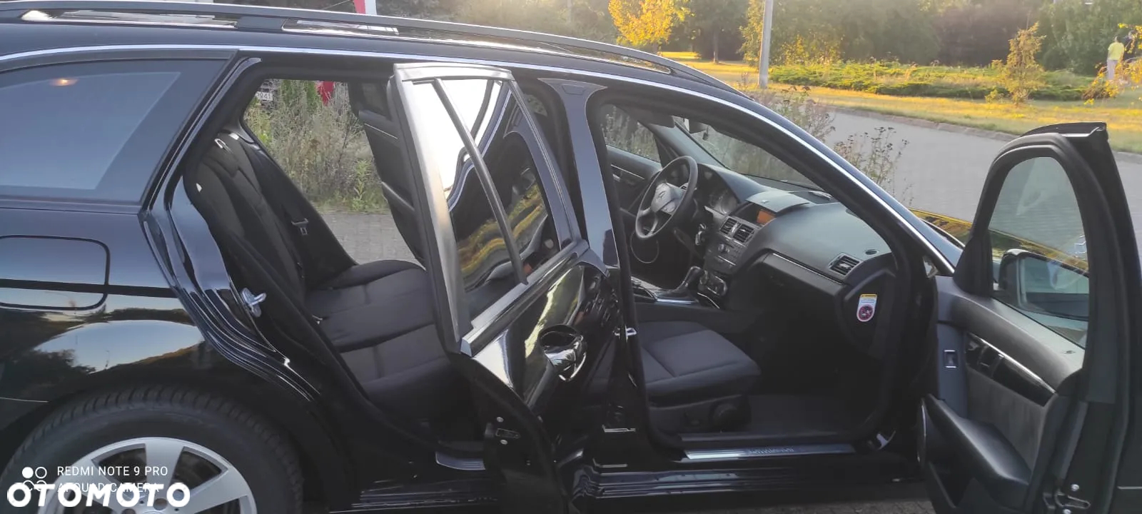 Mercedes-Benz Klasa C 220 T CDI DPF Automatik Avantgarde - 31