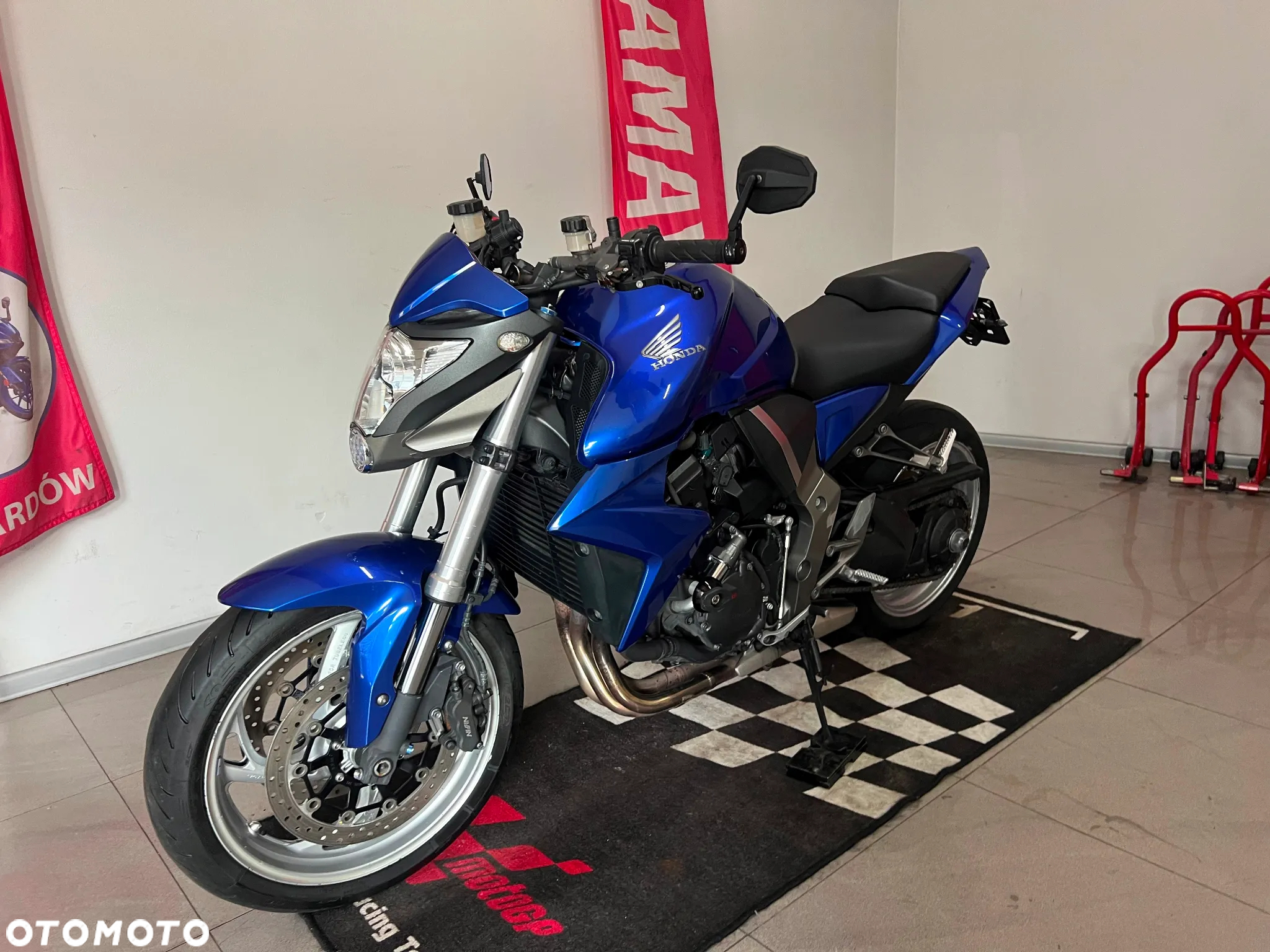 Honda CB - 18