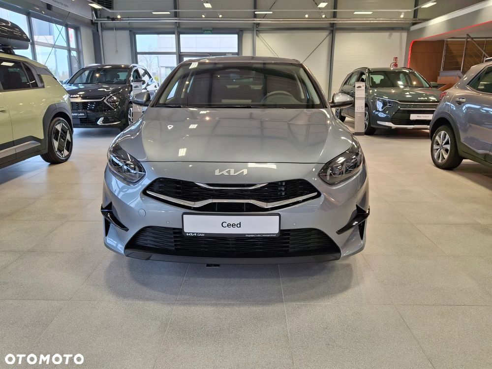 Kia Ceed 1.5 T-GDI Tribute DCT - 4