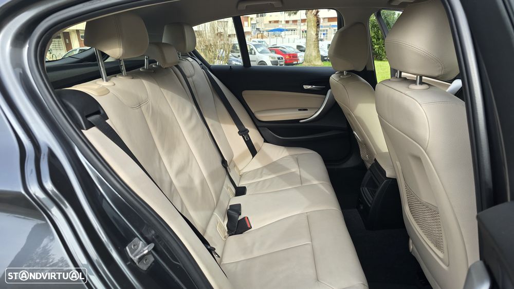 BMW 116 d Line Urban - 22