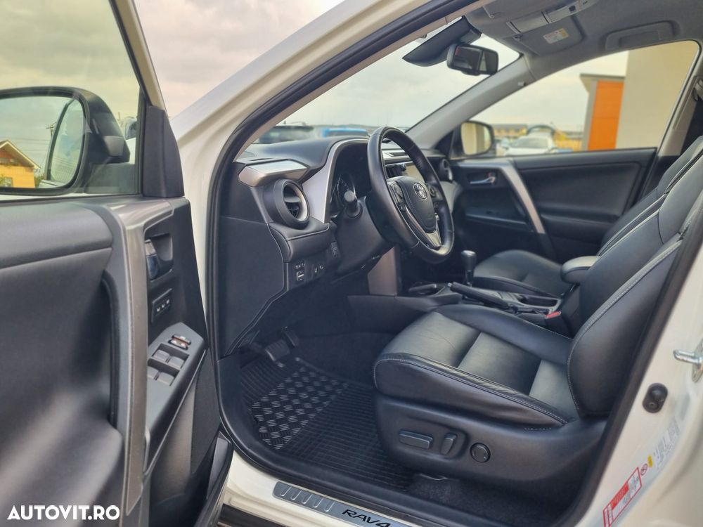 Toyota RAV4 2.5 4x2 Executive - 12