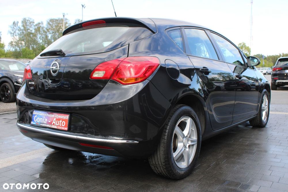 Opel Astra - 17