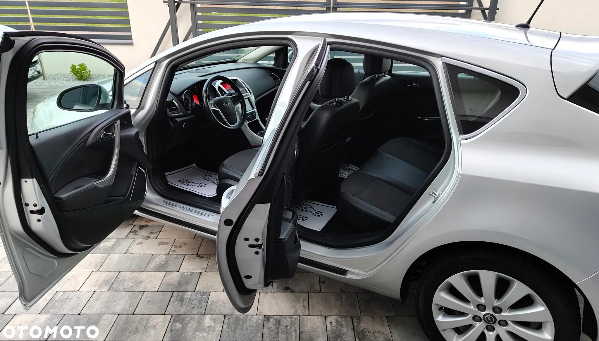Opel Astra - 14