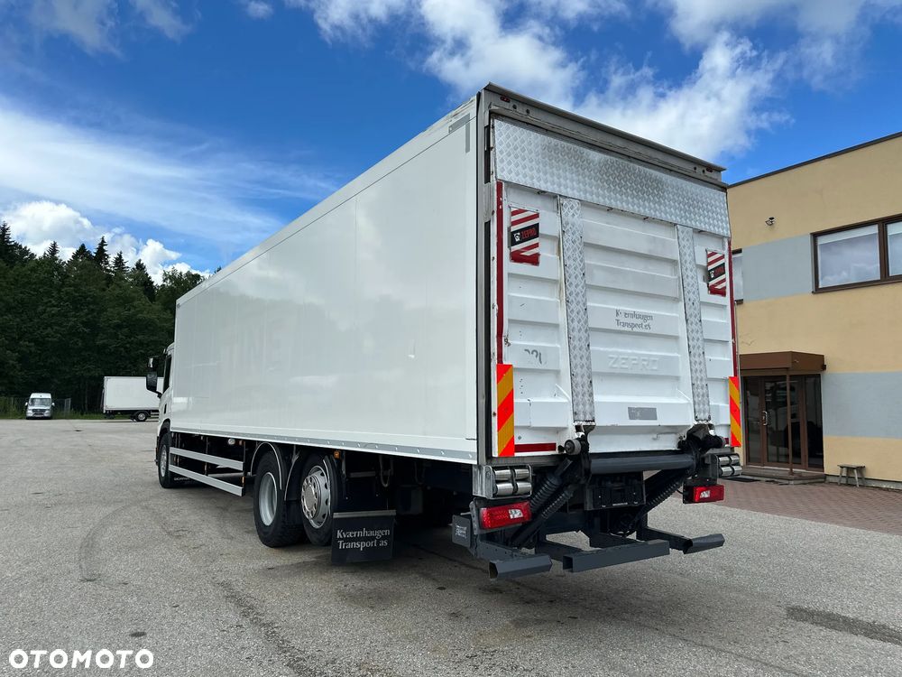 Scania P370 6X2*4 EURO6 + TERMO KING - 8