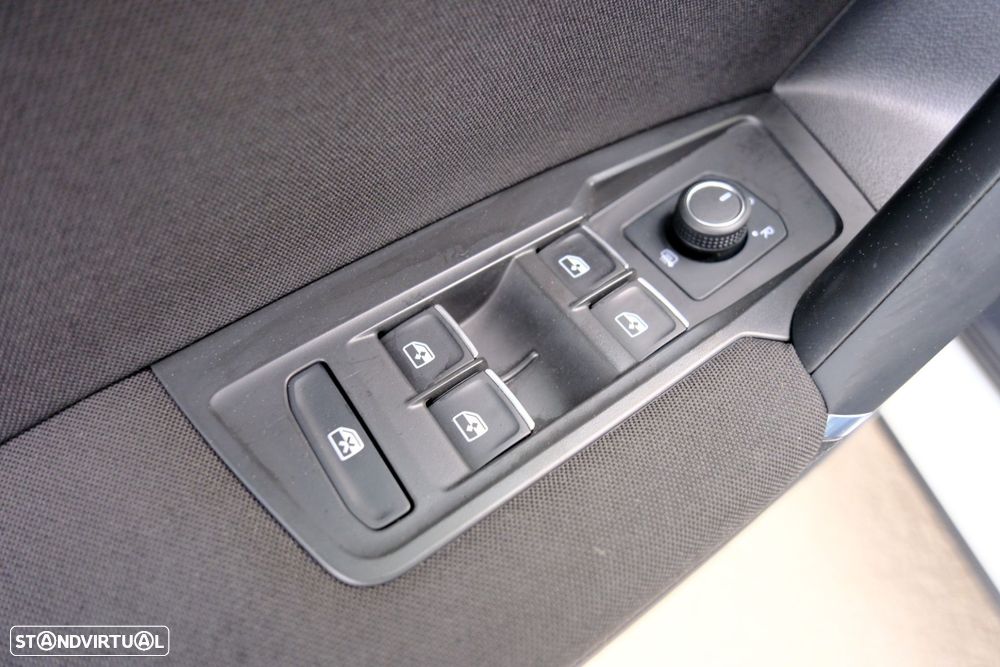 VW Tiguan Allspace 2.0 TDI Confortline DSG - 30