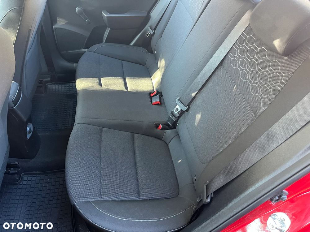 Kia Rio 1.2 L - 25