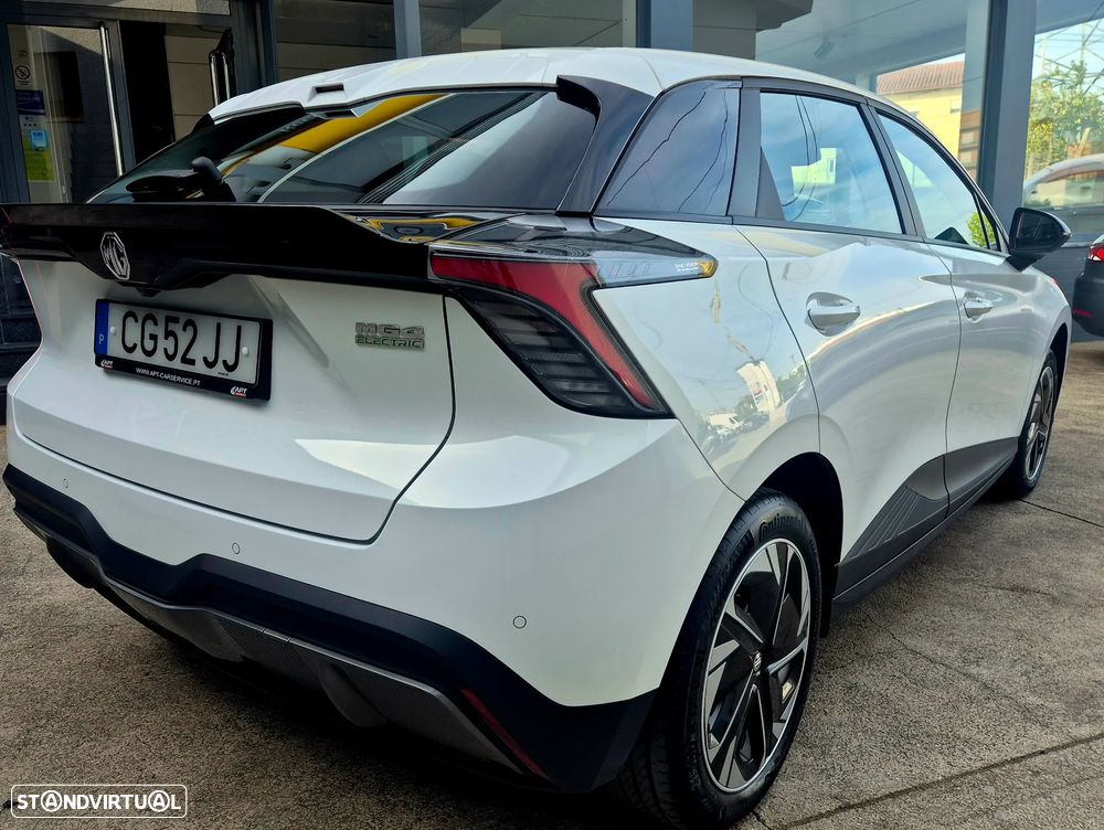 MG MG4 4 Standard - 21