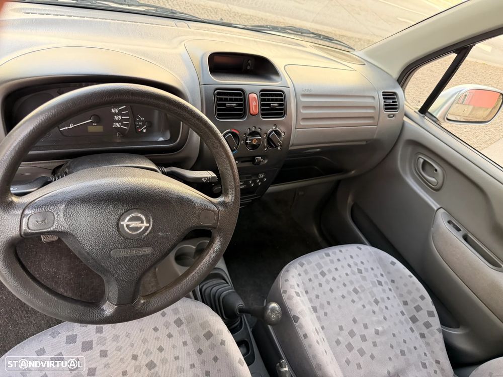 Opel Agila 1.0 12V Comfort - 25