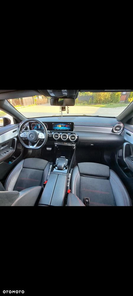 Mercedes-Benz CLA 200 d Shooting Brake 8G-DCT Edition AMG Line - 8