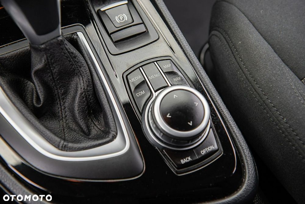 BMW Seria 2 225xe iPerformance Sport Line - 25
