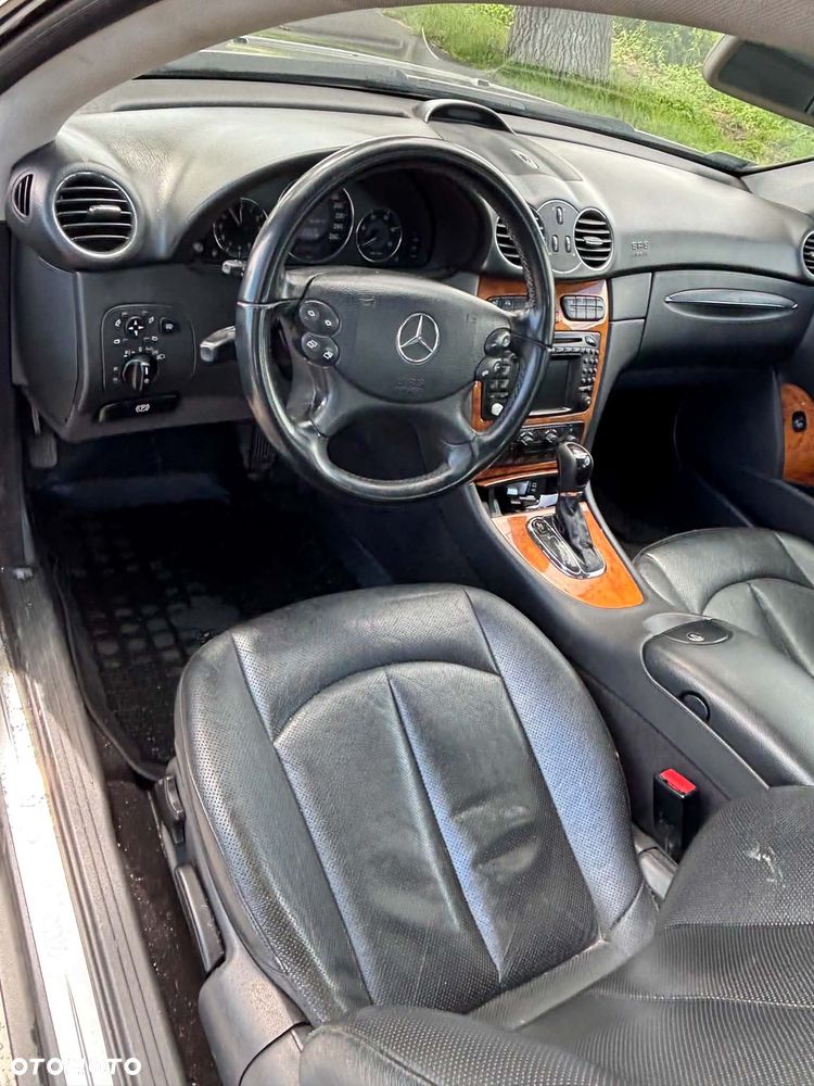 Mercedes-Benz CLK - 9