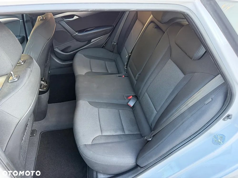 Hyundai i40 Kombi 1.7 CRDi Style - 25