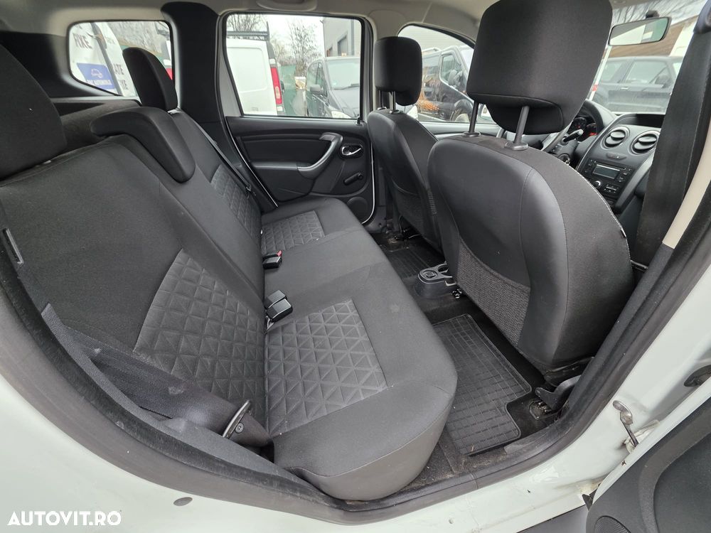 Dacia Duster 1.5 dCi 4x2 Laureate - 9