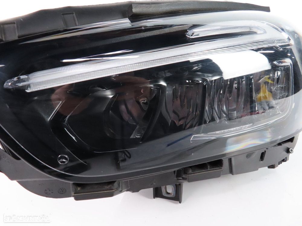 Farol LED Esquerdo Usado / Original MERCEDES-BENZ B-CLASS (W247) A2479060904 - 2