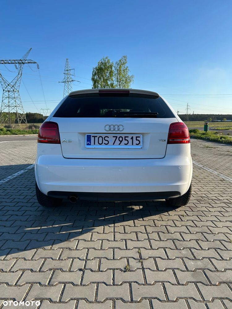 Audi A3 3-drzwiowe 1.6 TDI DPF Ambition - 4