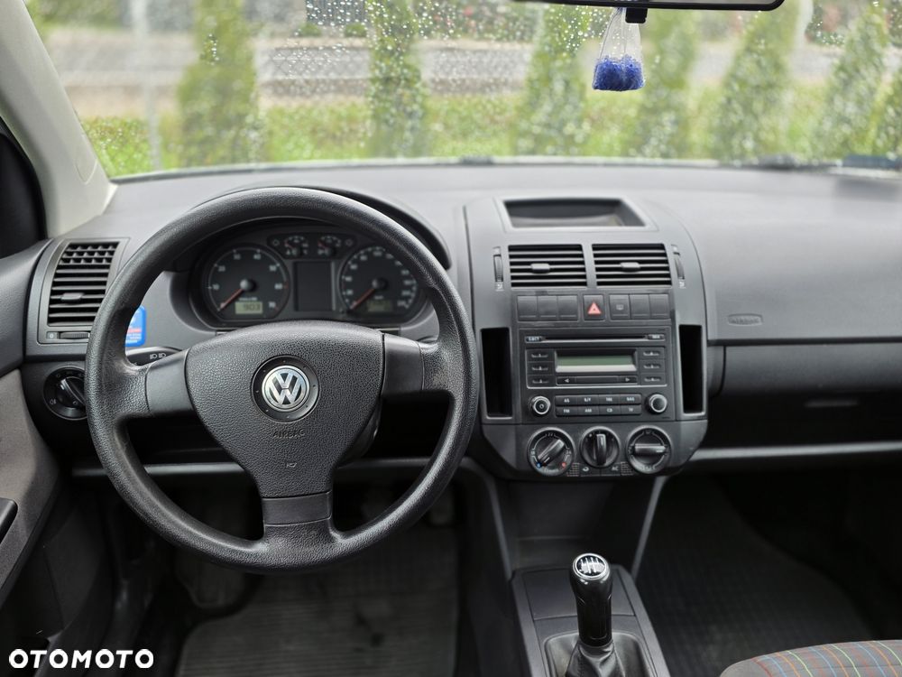 Volkswagen Polo - 5