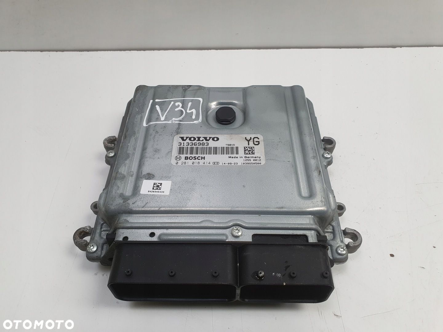Volvo V40 II 2.0 D3 STEROWNIK SILNIKA komputer 31336983 0281018414 - 1