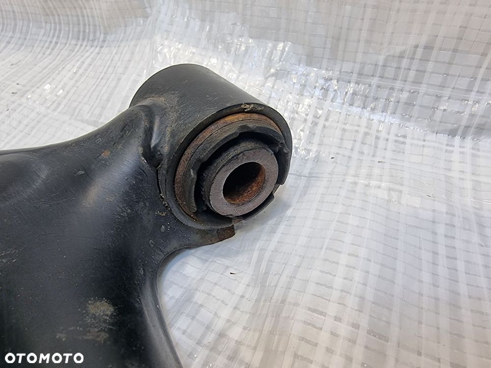 FORD FIESTA MK8 WAHACZ LEWY PRZÓD H1BC-3051-AF - 4