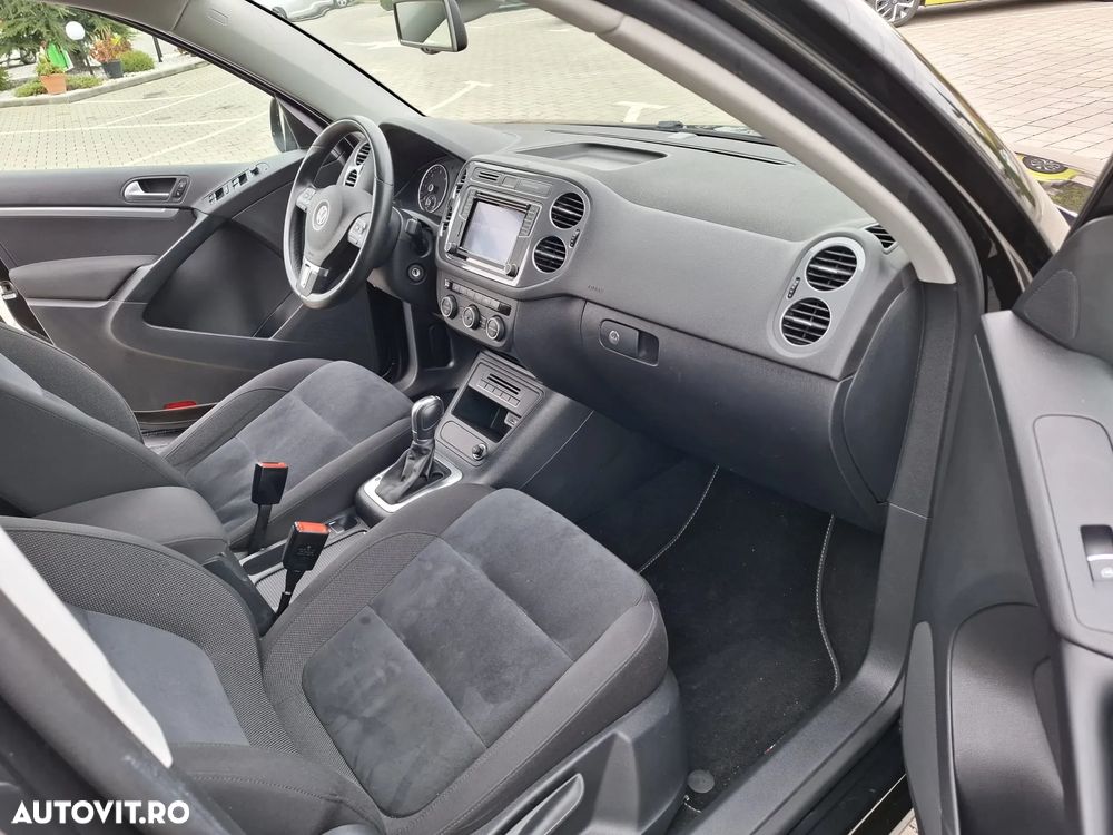 Volkswagen Tiguan 2.0 TDI SCR 4MOTION BlueMotion Technology DSG Exclusive - 6